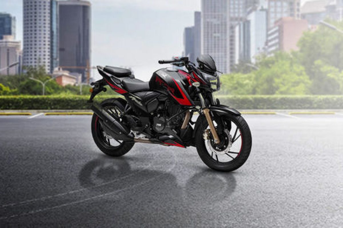 The Hunk Tvs Apache Rtr 200 4v Is On The Countdown Auto Freak