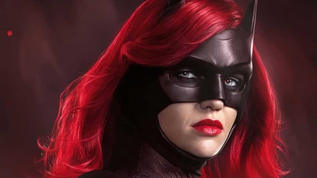 Batwoman Season 2 Who Is Alice And Heres Everything We Know About Batwoman Season 2 Auto Freak 7485