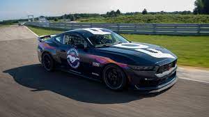 Experience the Racing Line in a V8 Mustang