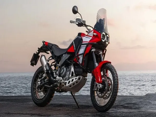 Ducati DesertX and DesertX Discovery 2025