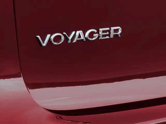 2025 Chrysler Voyager Price