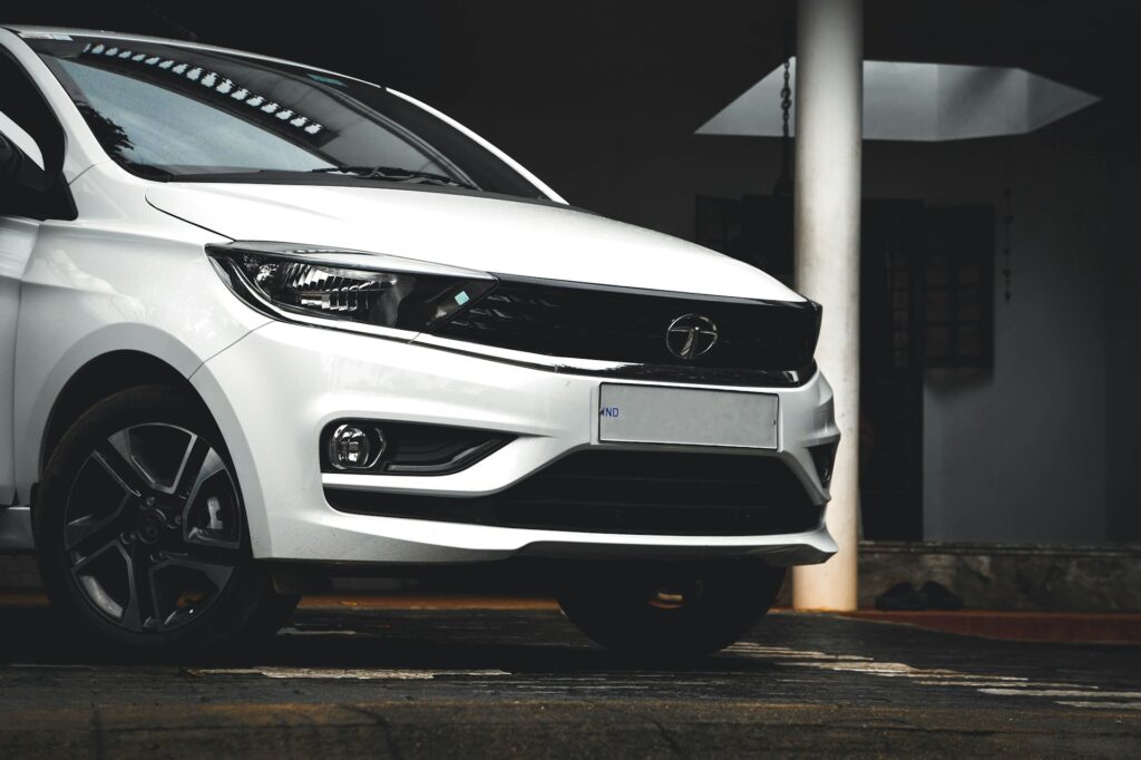 When Is the Best Time to Buy Your First Car? Seasonal & Monthly Tips